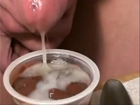 Cumming on pudding then eating www.PromiscuousBoys.com.br